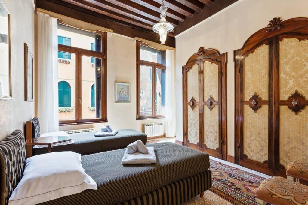 Doge Palace Luxury Apartment - Cannaregio Венеція Екстер'єр фото